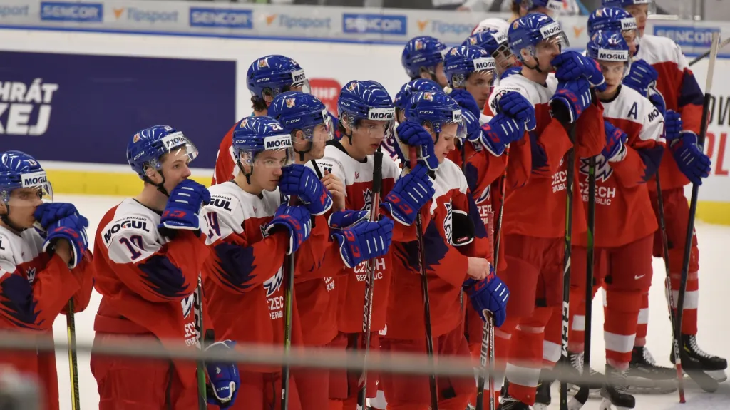 Zklamaní čeští hokejisté na MS do 20 let