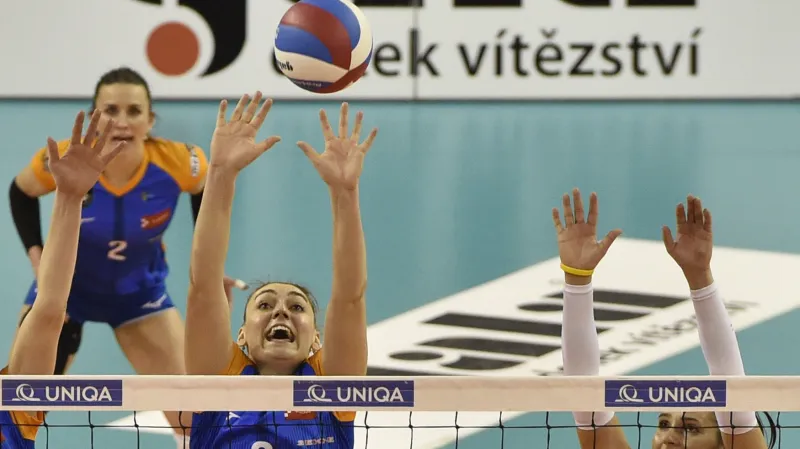 Olomoucké volejbalistky Michalíková, Trnková a Hodanová