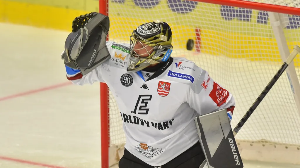 Karlovarský gólman Vladislav Habal