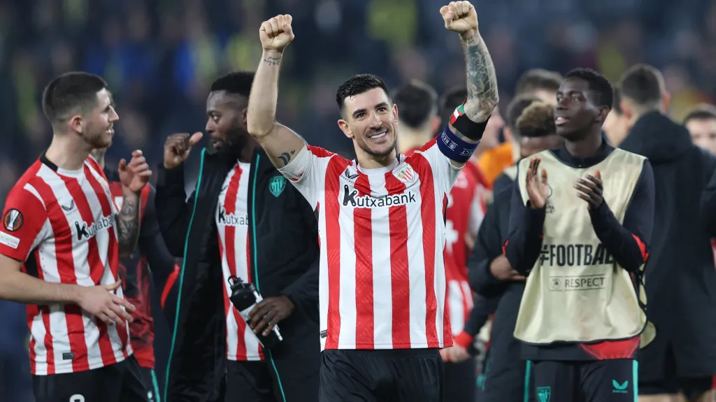 Hráči Bilbaa se radují po výhře nad Fenerbahce