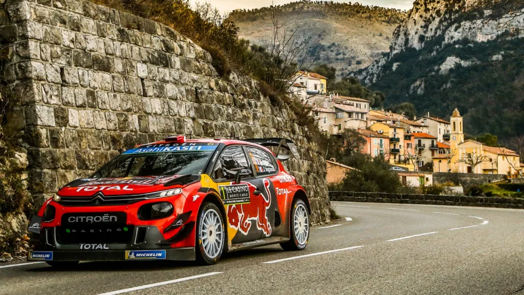 Ogier sedmým triumfem v Rallye Monte Carlo vyrovnal Loeba
