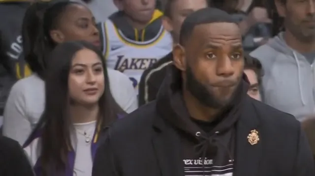 Lakers nestačili na Denver, Bucks potvrdili dominanci