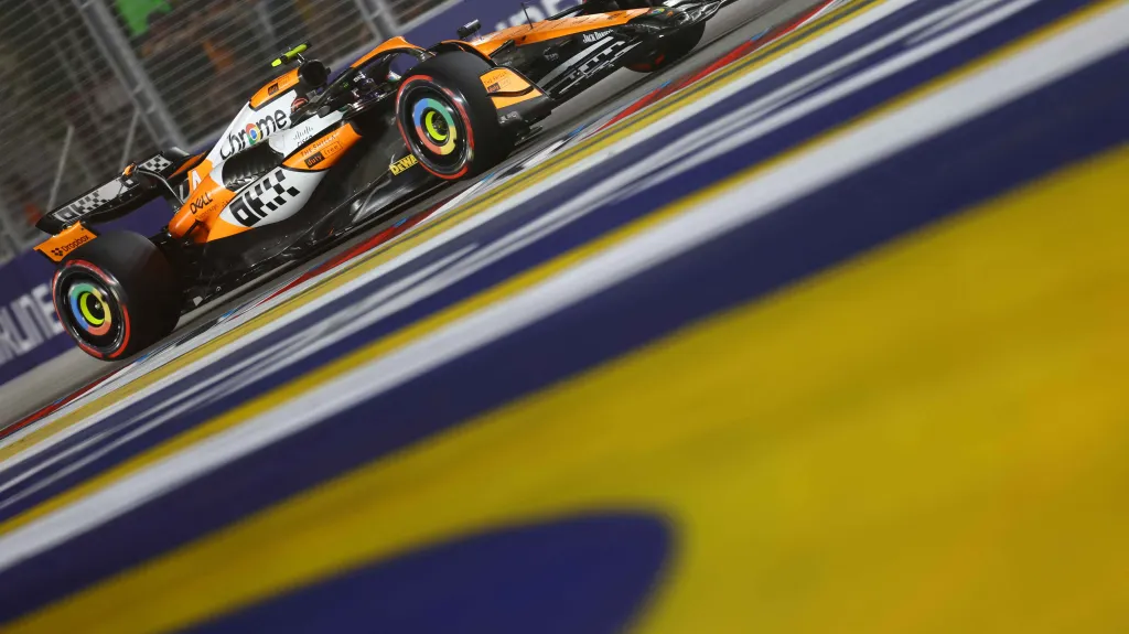 Lando Norris vyhrál kvalifikaci v Singapuru