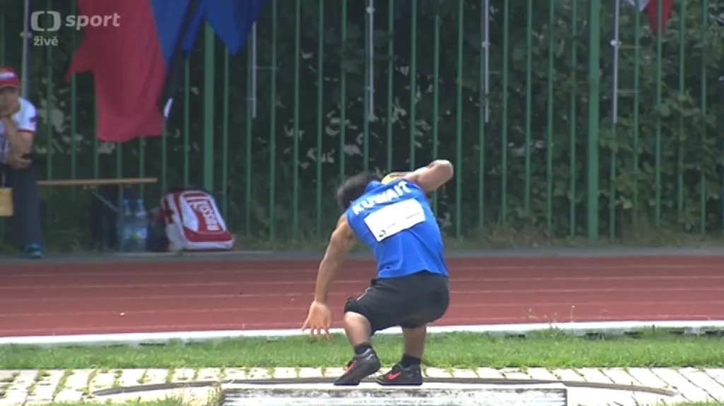 Handicapovaní mladí atleti z celého světa zápolí v Praze