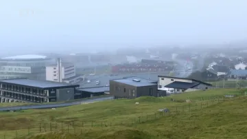 Česká reprezentace kvůli špatnému počasí uvázla na Faerských ostrovech