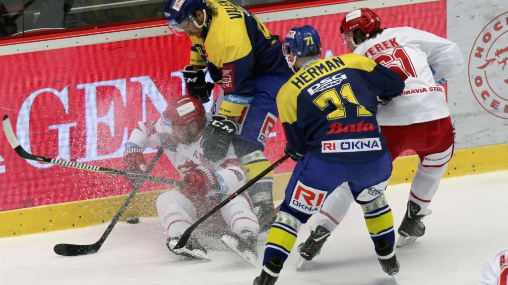 Utkání Oceláři Třinec – Berani Zlín