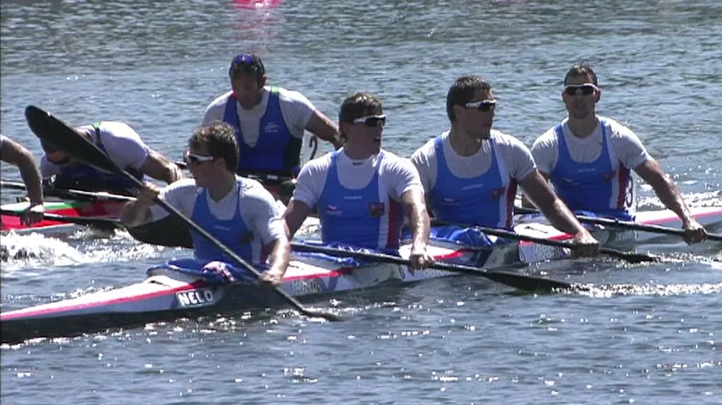 Posádka českého čtyřkajaku