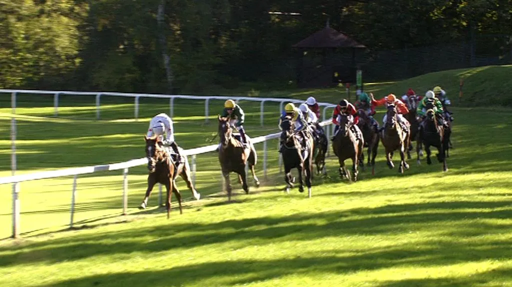 V Karlových Varech se rozloučili s dostihovou sezonou