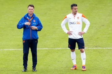Dva klíčoví muži Nizozemců - trenér Louis van Gaal a Robin van Persie
