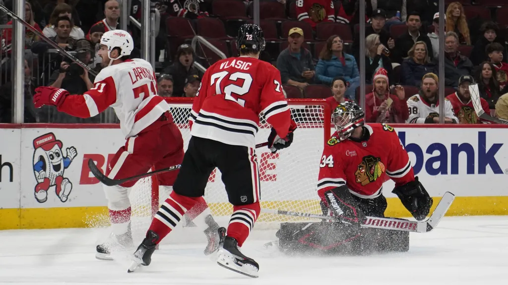 Petr Mrázek (vpravo)