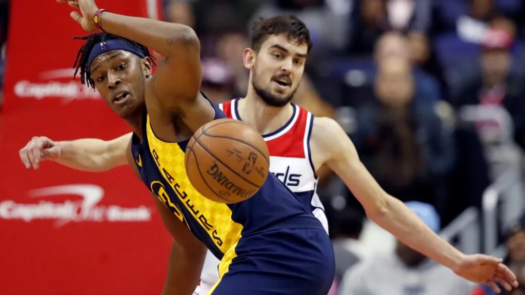 Tomáš Satoranský v zápase s Indianou