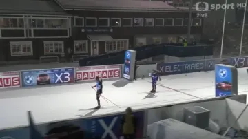 Závěr smíšené štafety v Kontiolahti