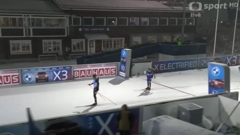 Závěr smíšené štafety v Kontiolahti