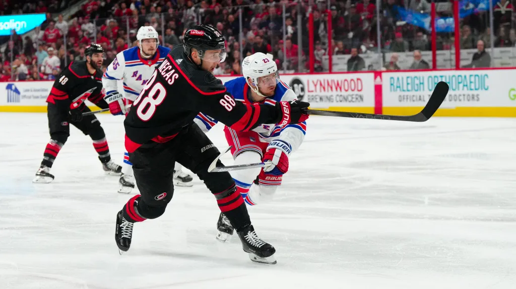 Martin Nečas v utkání proti NY Rangers