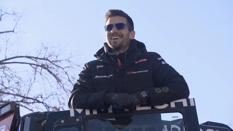 Macíka láká dakarský hattrick