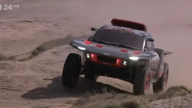 Macík dál kraluje kamionům na Dakaru