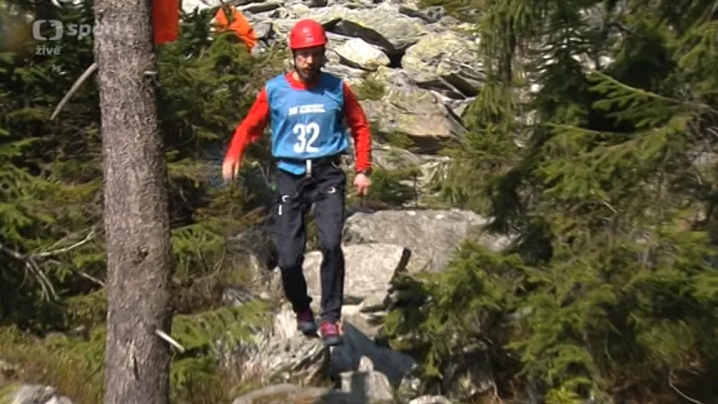 Krkonošemi se prohnali účastníci extrémního závodu Survival