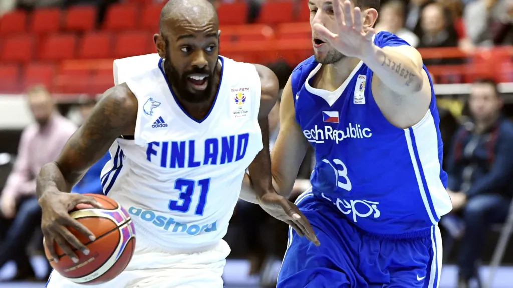 Jamara Wilsona brání Jakub Šiřina