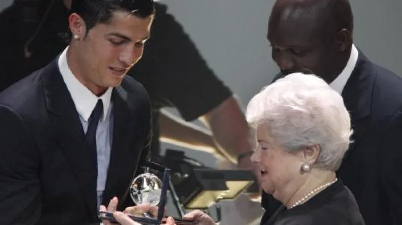 Cristiano Ronaldo a Elisabet Puskásová