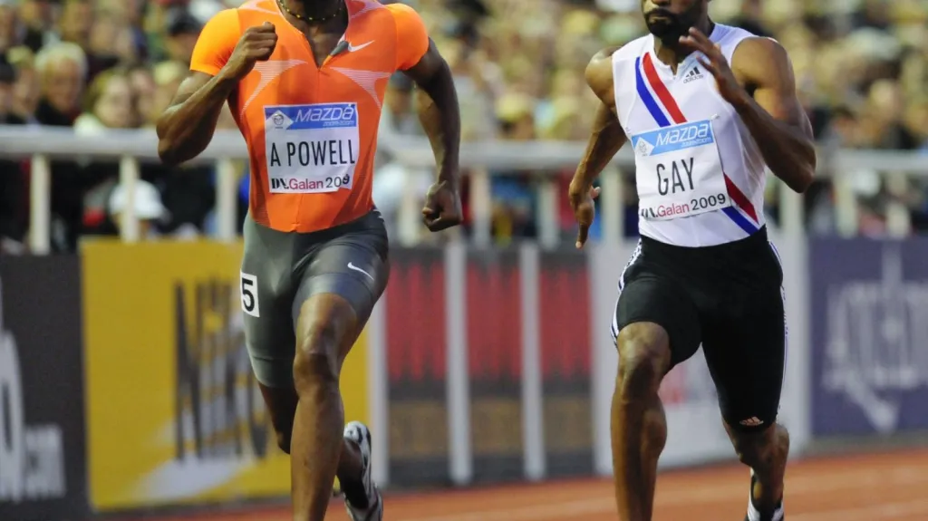 Asafa Powell (vlevo) a Tyson Gay