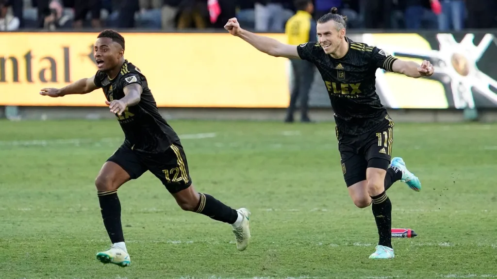 Gareth Bale a Diego Palacios slaví titul v MLS