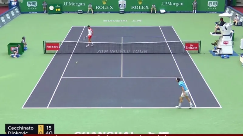 Djokovič i Federer v Šanghaji nezaváhali a postoupili do čtvrtfinále