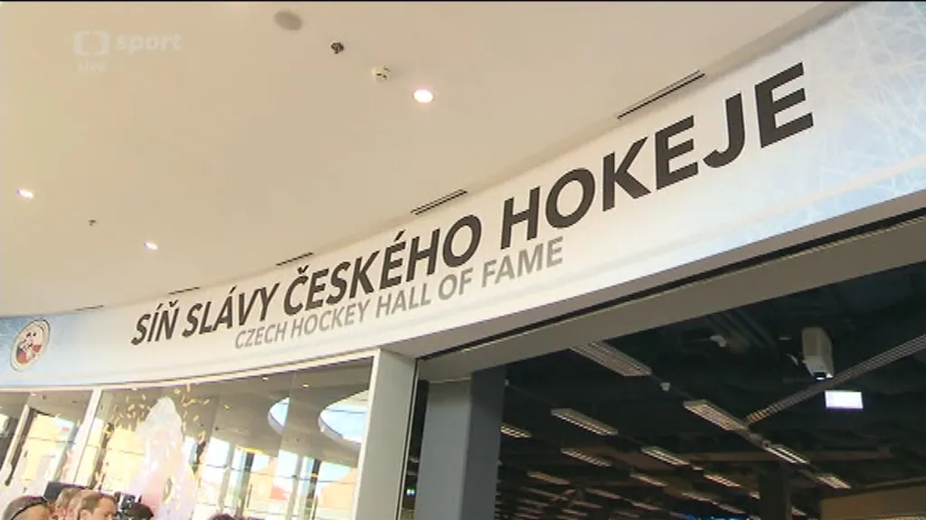 V Galerii Harfa vyrostla Síň slávy českého hokeje