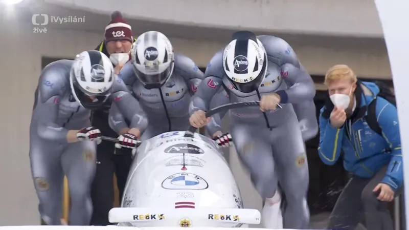 Vyvrcholení závodu čtyřbobů mužů ve Svatém Mořici