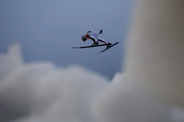 Domen Prevc na velkém můstku v Klingenthalu