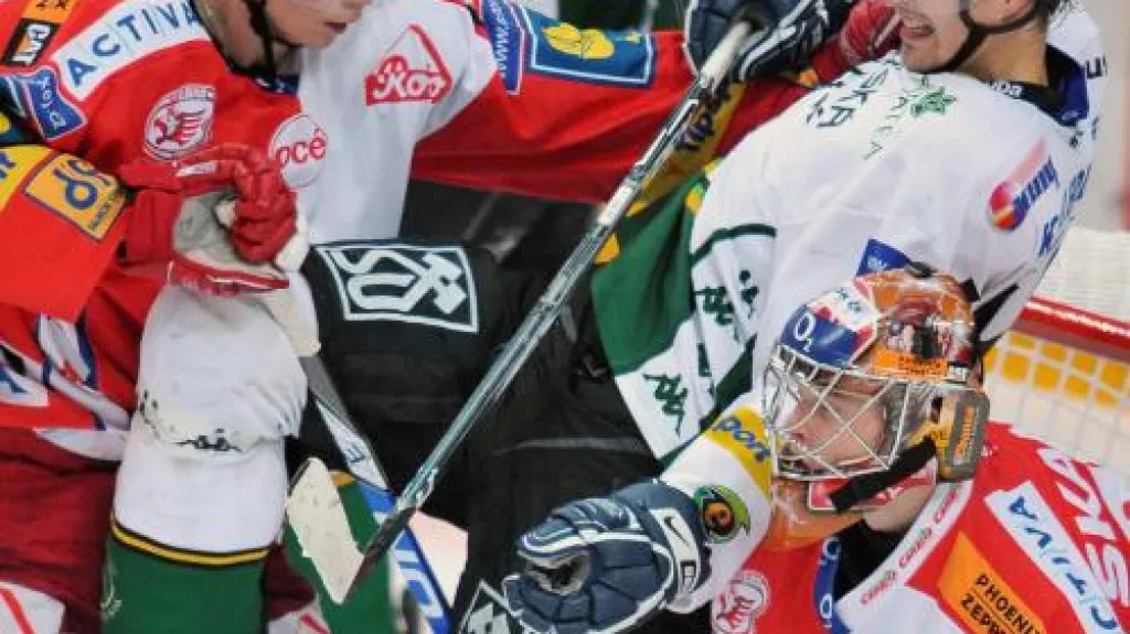 Zápas mezi Slavií a Karlovými Vary