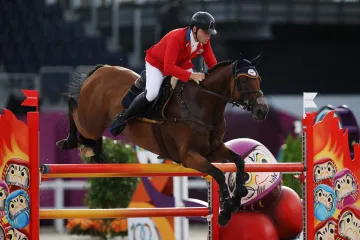 Miloslav Příhoda při parkuru na Hrách v Tokiu