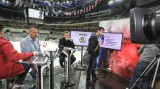 Studio a zázemí ČT v O2 areně před MS v hokeji