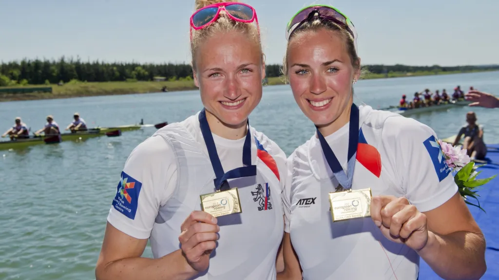 Lenka Antošová (vlevo) a Kristýna Fleissnerová