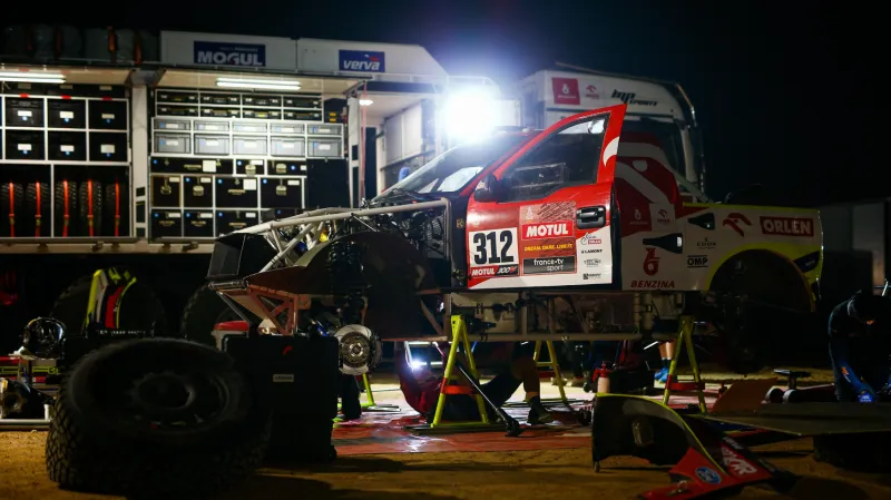 Prokop: Na Dakaru si pořád ještě lidé pomáhají