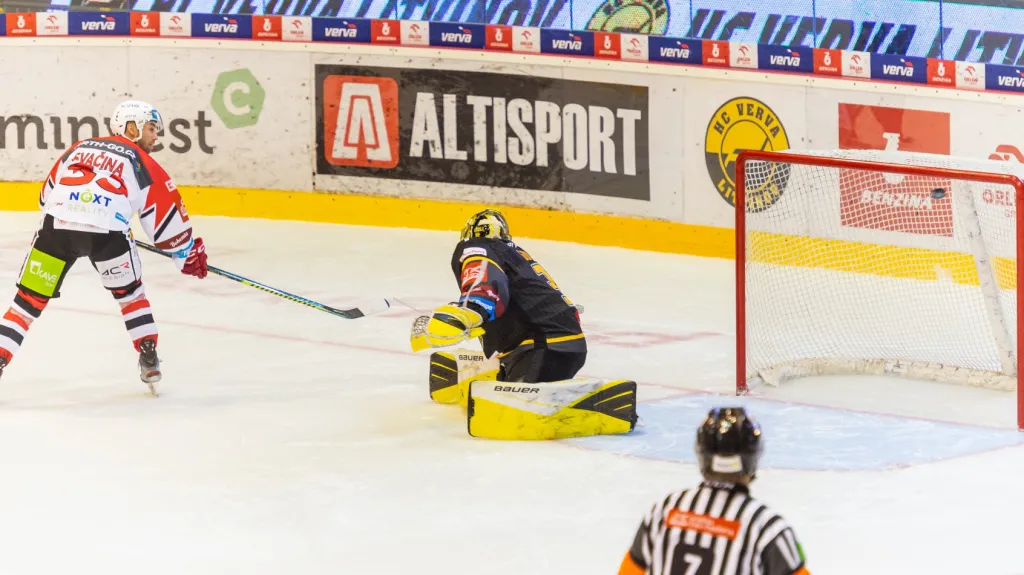 Pardubice rozhodly o výhře v samostatných nájezdech