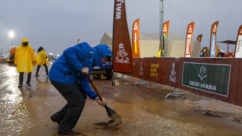 Náročné podmínky na Rallye Dakar