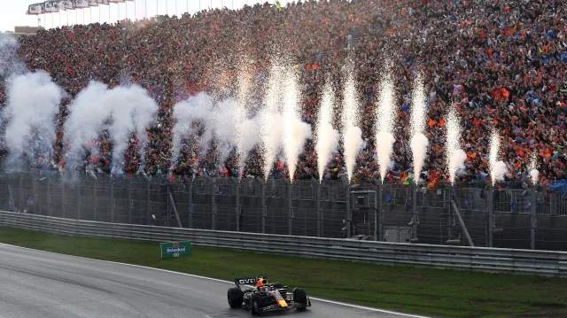 Verstappen vyrovnal v Zandvoortu rekord Sebastiana Vettela