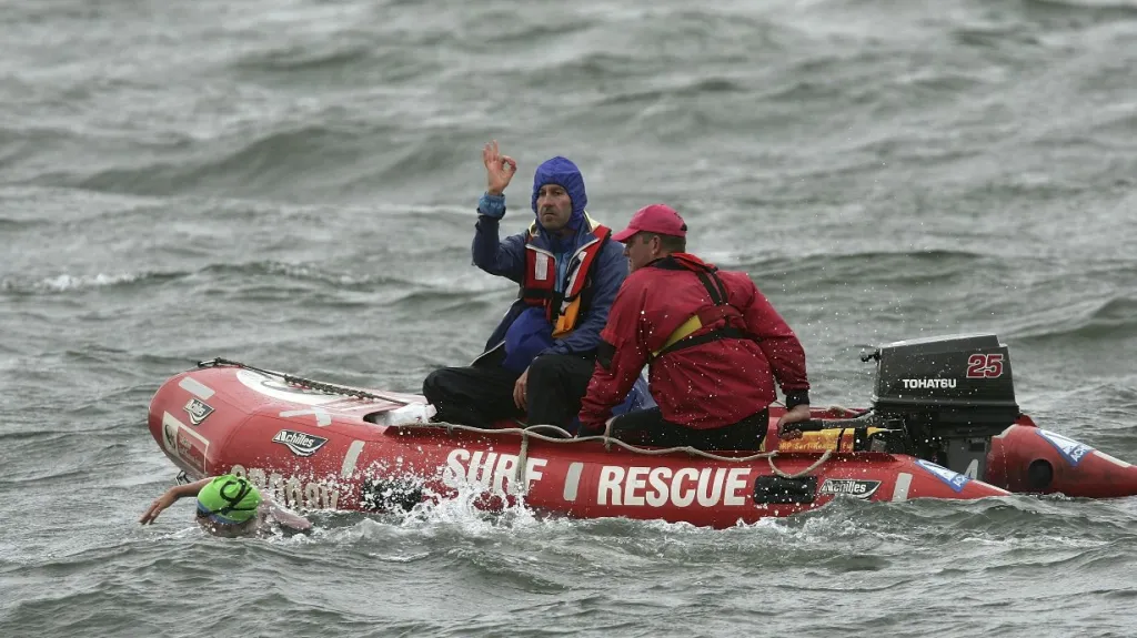 Penny Palfreyová s doprovodem