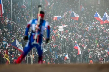 Burácející tribuny ve Vysočina aréně