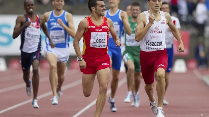 Závod na 800 metrů