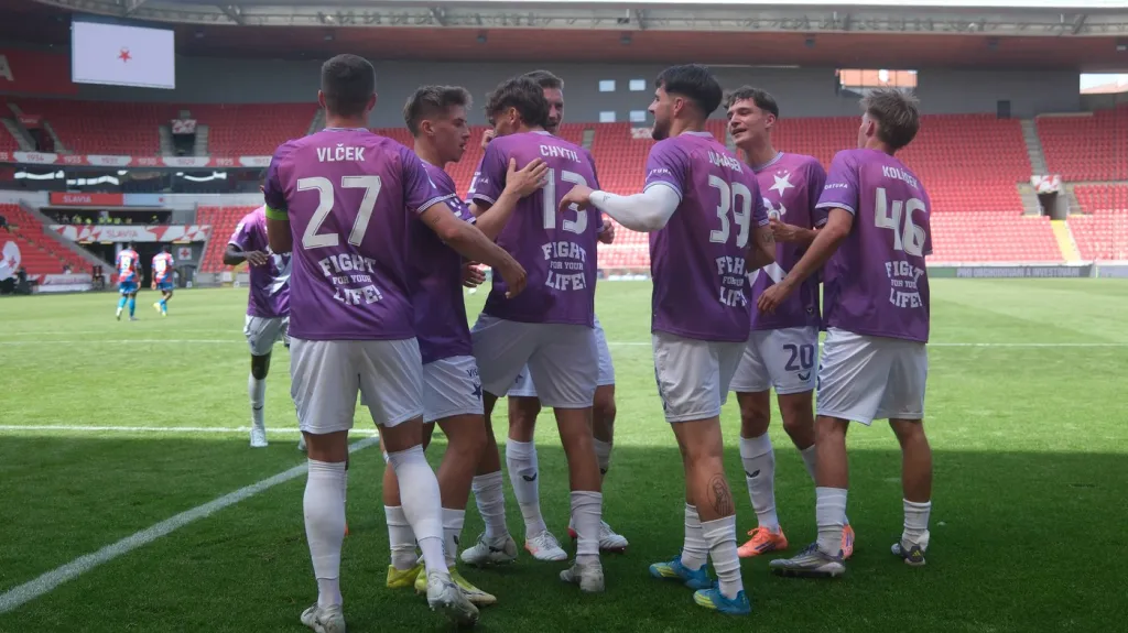 Slavia se raduje v prázdném Edenu