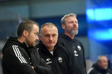 Robert Reichel na střídačce Litvínova