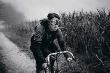 Fotografie z publikace Alfonsina – Cycling is My Life (2016)