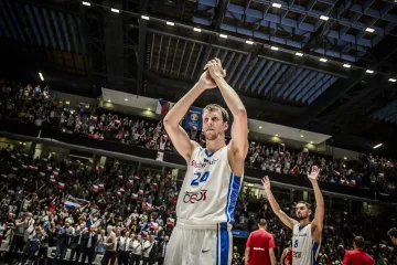 Jan Veselý na Eurobasketu v Praze