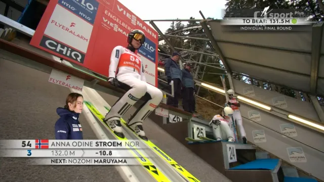 Závěr závodu skokanek na lyžích v Engelbergu