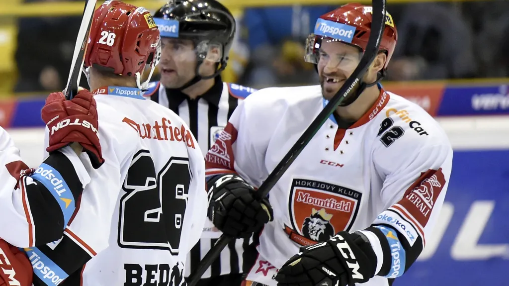 Radek Smoleňák se raduje z branky