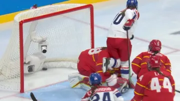 Gól v utkání Česko - Čína: Křížová – 2:0 (24. min.)