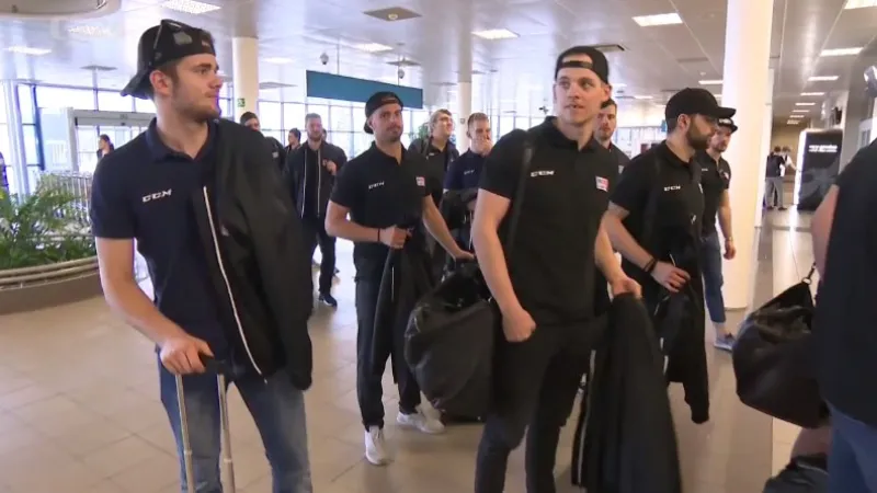 Česká hokejová reprezentace odletěla do Francie