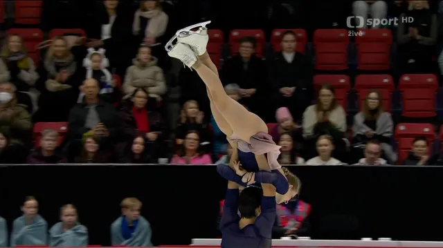 Volný tanec Haseové a Volodina na GP Finska