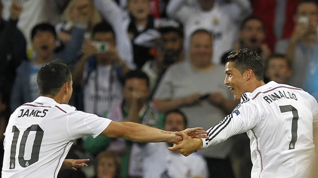 Radost Jamese Rodrígueze a Cristiana Ronalda